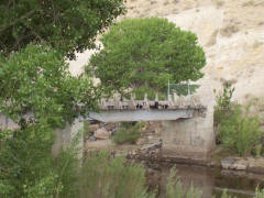 Steamboat turntable